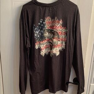 Magellan Outdoors Men's Dark Gray Patriotic Graphic Long Sleeve Tee